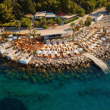 منتجع وسبا راديسون بلو سبليت المظهر الخارجي الصورة Aerial view of the beach